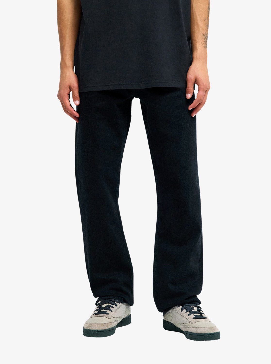 Quiksilver moške dolge hlače Modern Wave Denim Pant – na modelu